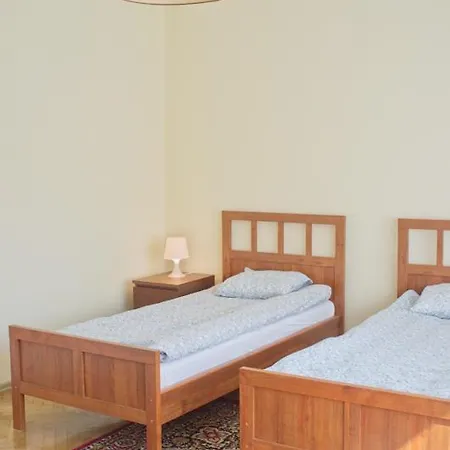 بيت شباب Na Nehringa