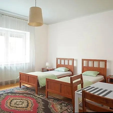 بيت شباب Na Nehringa بوزنان