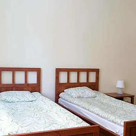 بيت شباب Na Nehringa بوزنان