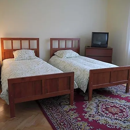 بيت شباب Na Nehringa
